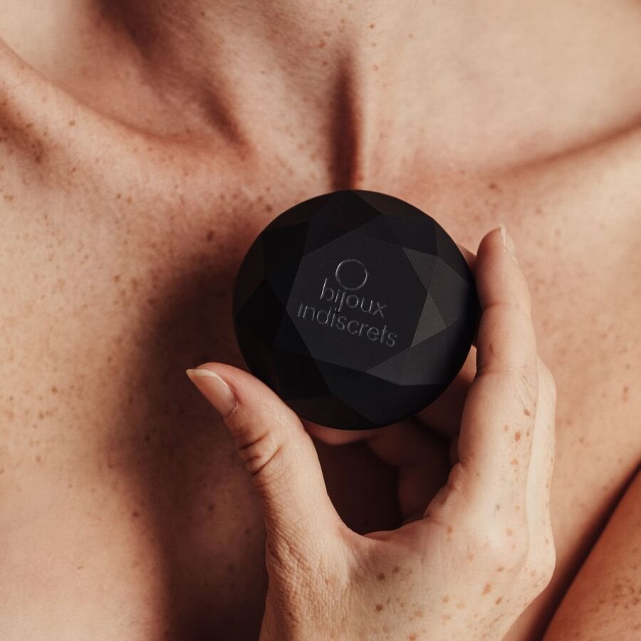 BIJOUX INDISCRETS - VIBRATORE TWENTY ONE DIAMOND EDIZIONE LIMITATA NERO Bijoux 21 Vibrating Diamond