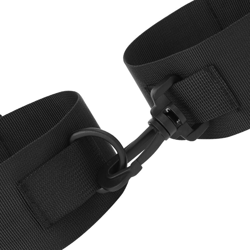 DARKNESS - MANETTE IN NYLON PER PRINCIPIANTI Darkness Bondage